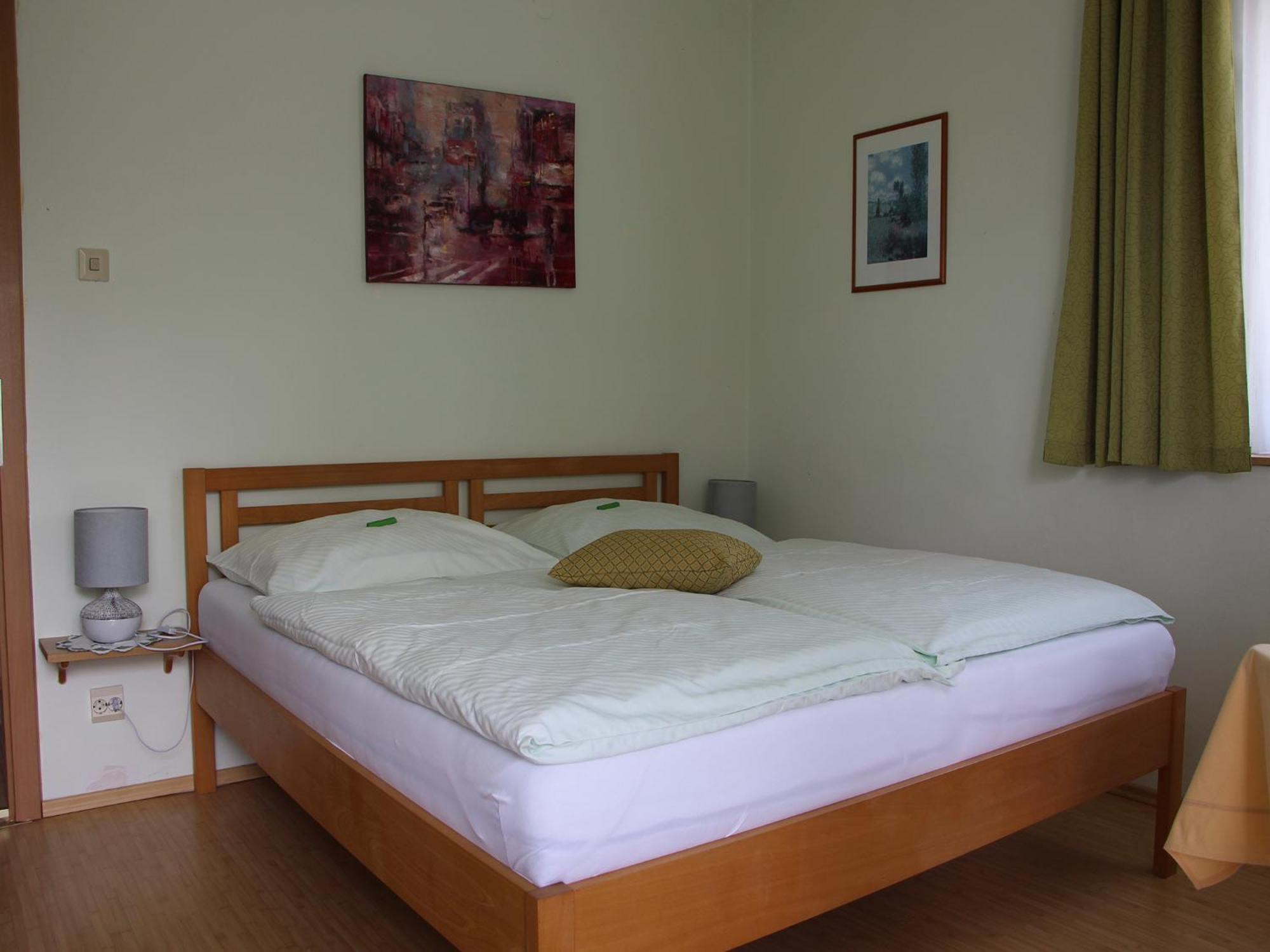 Hotel Haus Riedl Seeboden Habitación foto