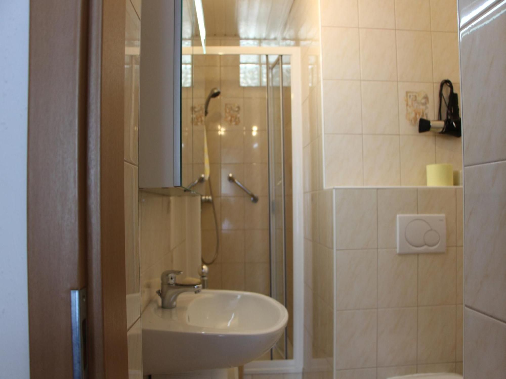 Hotel Haus Riedl Seeboden Habitación foto